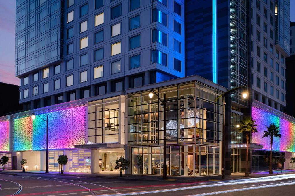 LUMA Hotel San Francisco - #1 Hottest New Hotel in the US 2023